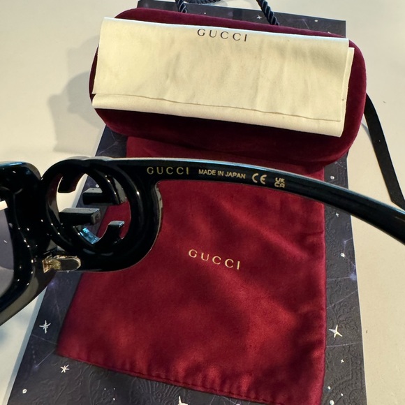 Gucci Rectangular-frame sunglasses - Picture 4 of 8